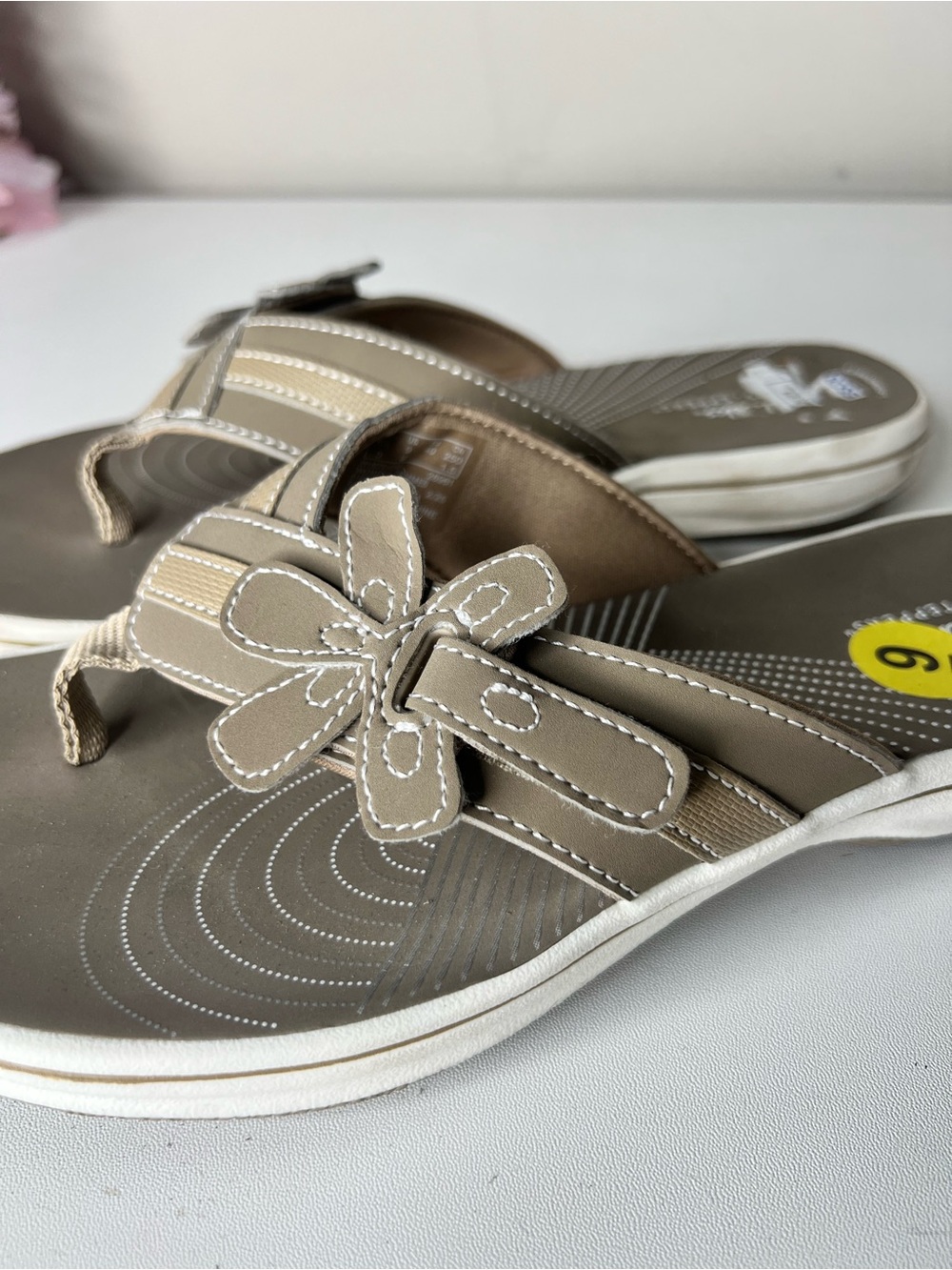 Clarks Taupe Floral Toe-Post Sandals with White Stitching